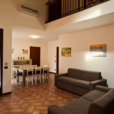 Il Rustico Sul Lago * Peschiera del Garda